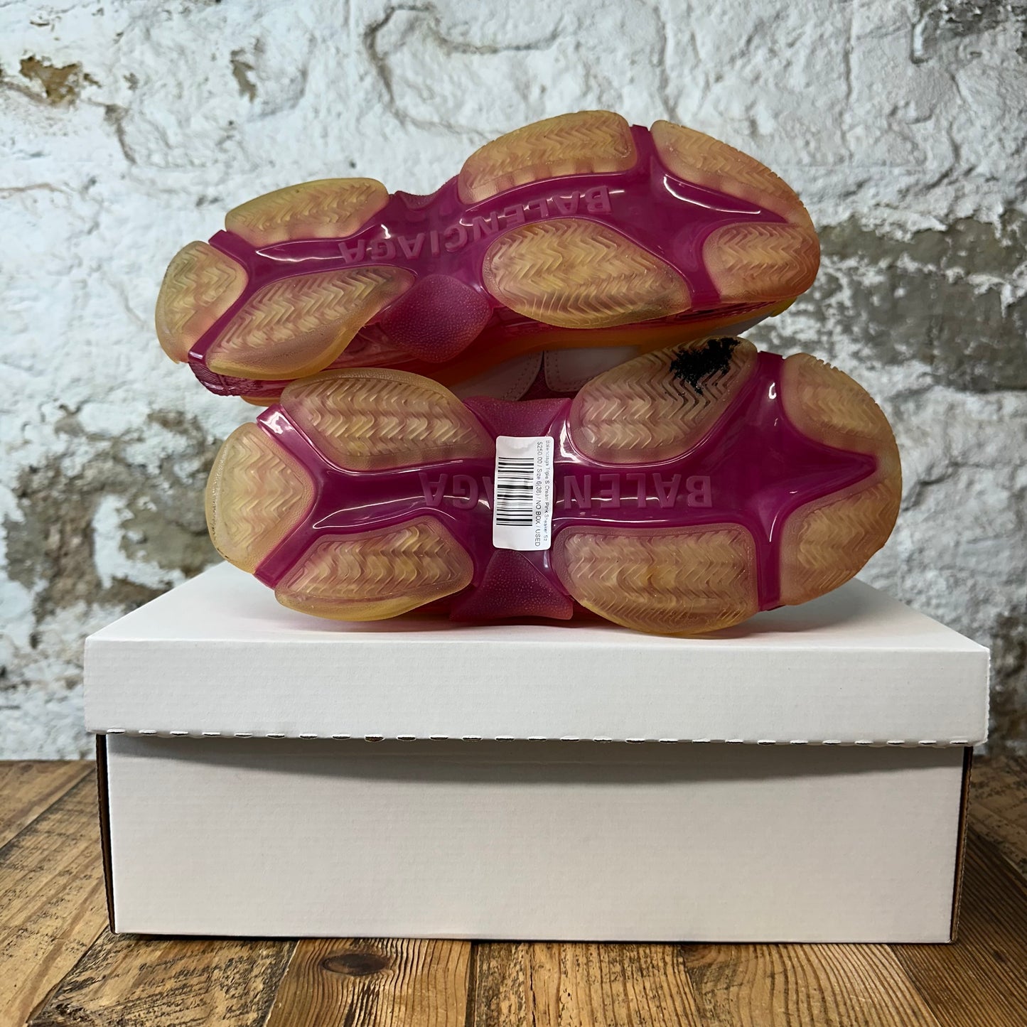 Balenciaga Triple S Cream Pink Sneaker Sz 6 (38)
