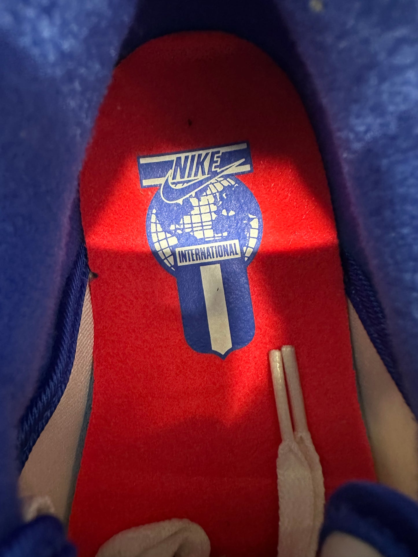 Nike Air Max 180 Ultramarine Sz 9