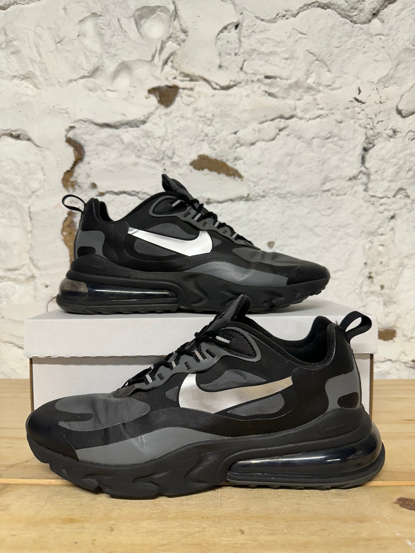 Nike Air Max 270 React Waterproof Sz 10.5