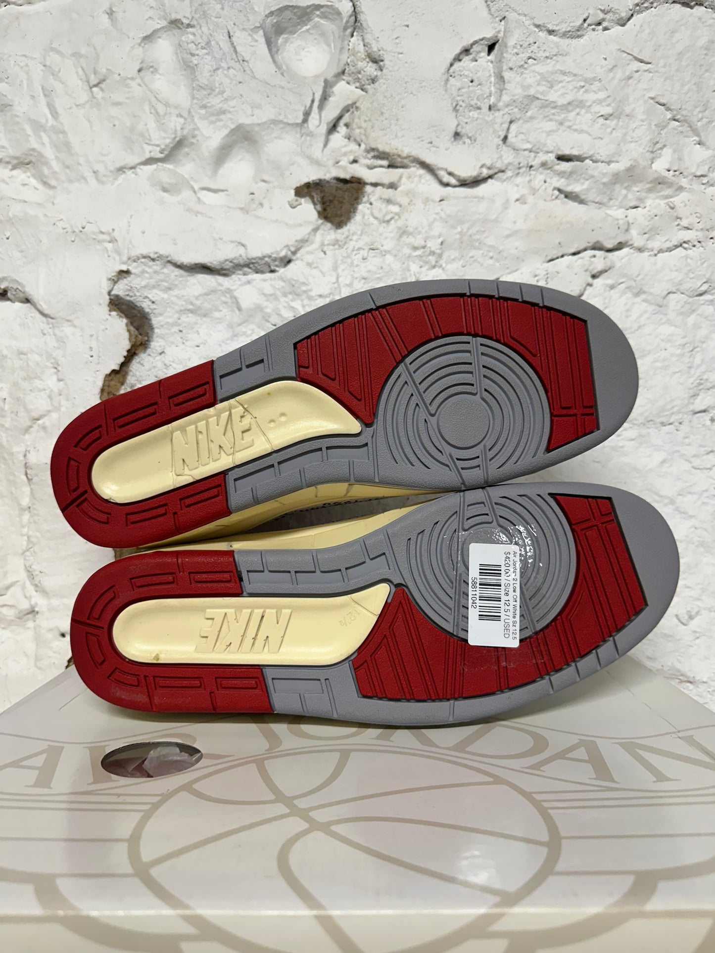 Air Jordan 2 Low Off-White Chicago Sz 12.5