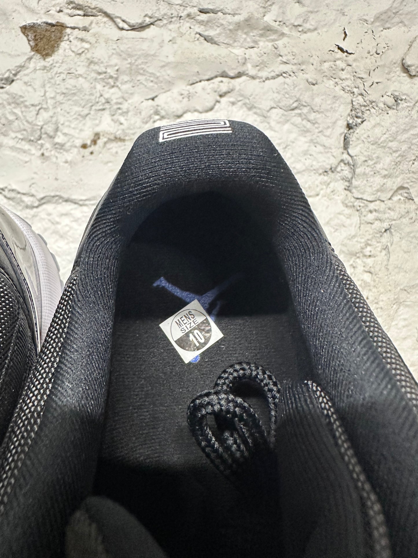 Air Jordan 11 Low Space Jam Sz 10