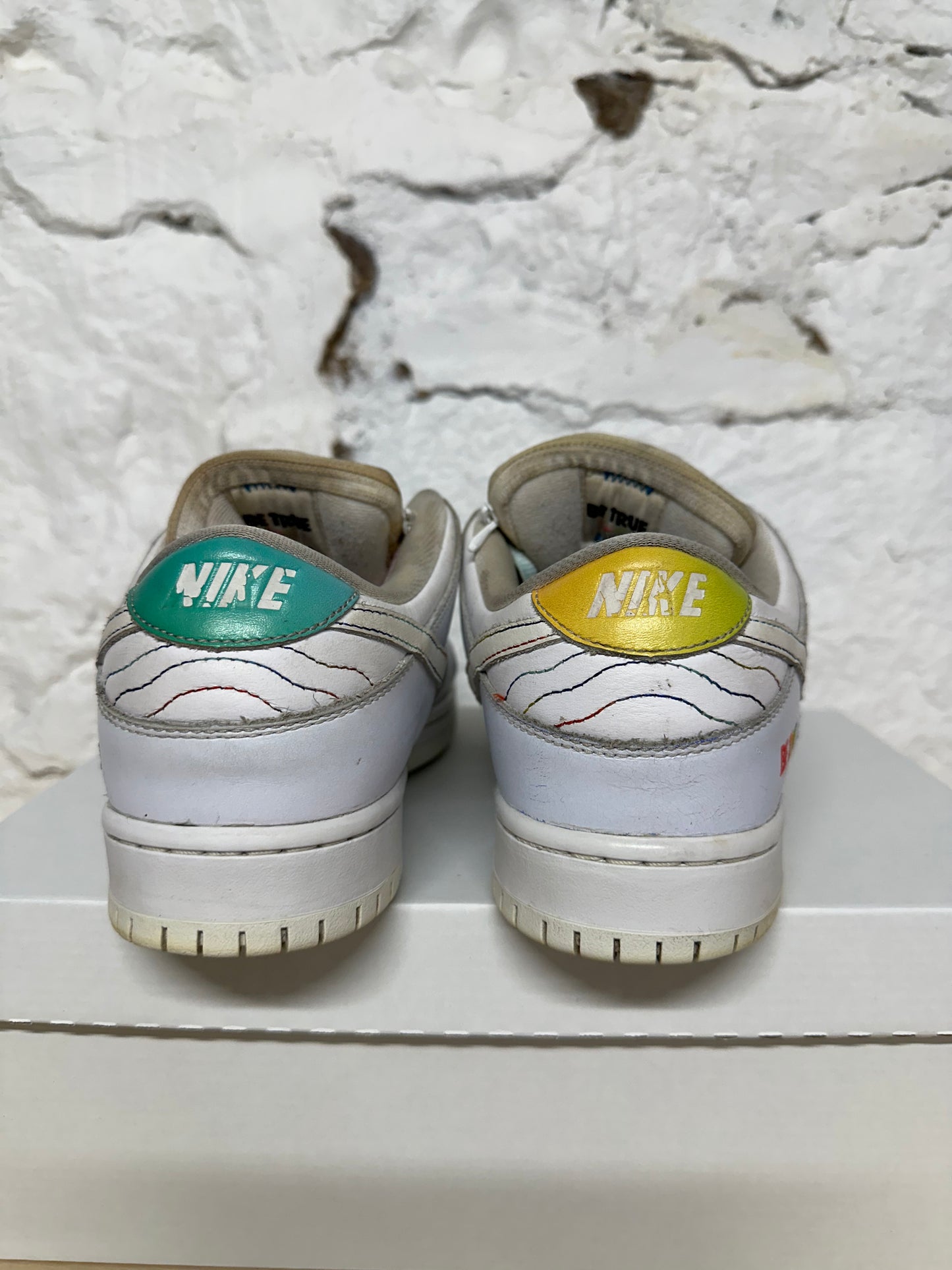 Nike SB Dunk Low Be True Sz 9.5