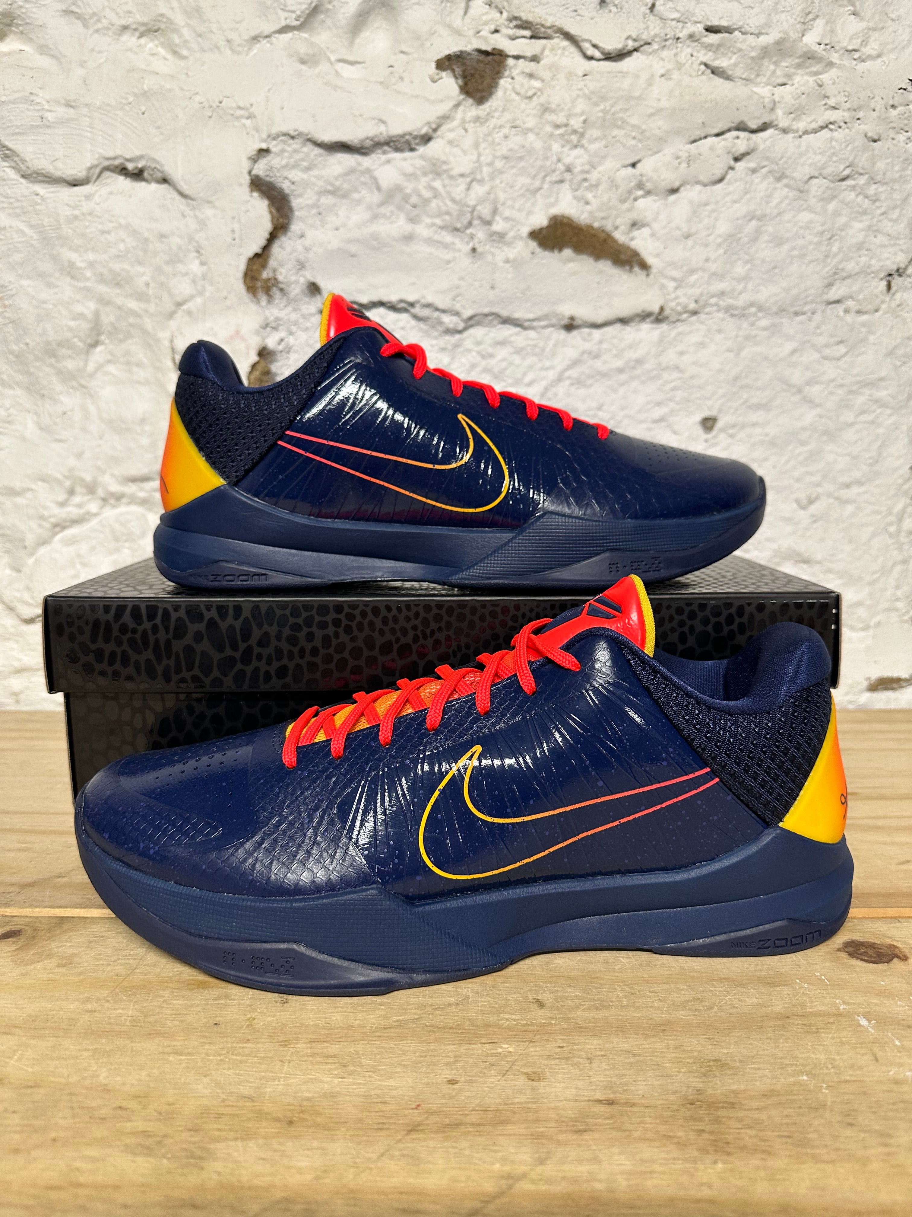Nike Kobe 5 Caitlin Clark Sz 12 DS