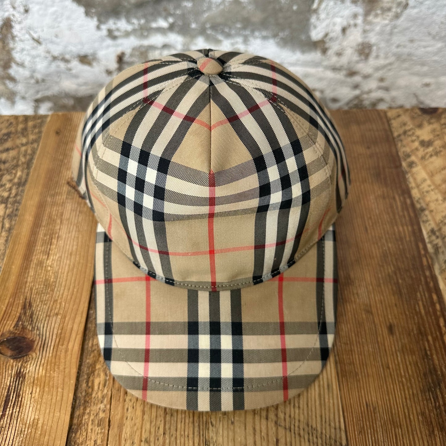 Burberry Tan Plaid Hat Sz M (Stained)