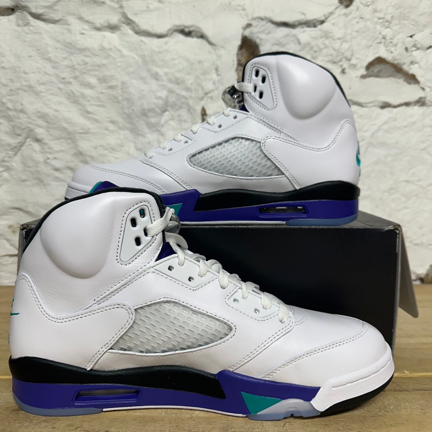 Air Jordan 5 Grape (2025) Sz 10 DS