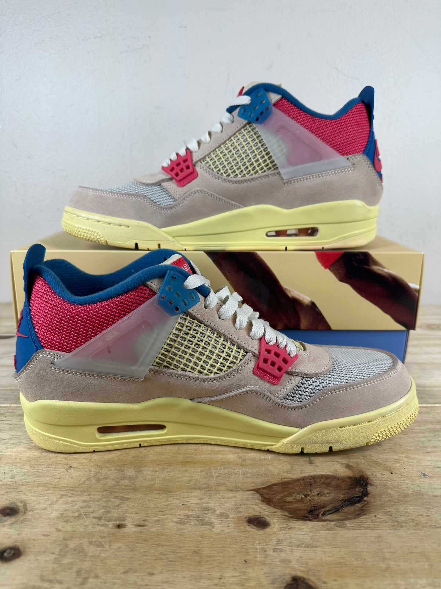 Air Jordan 4 Union Guava Ice Sz 11