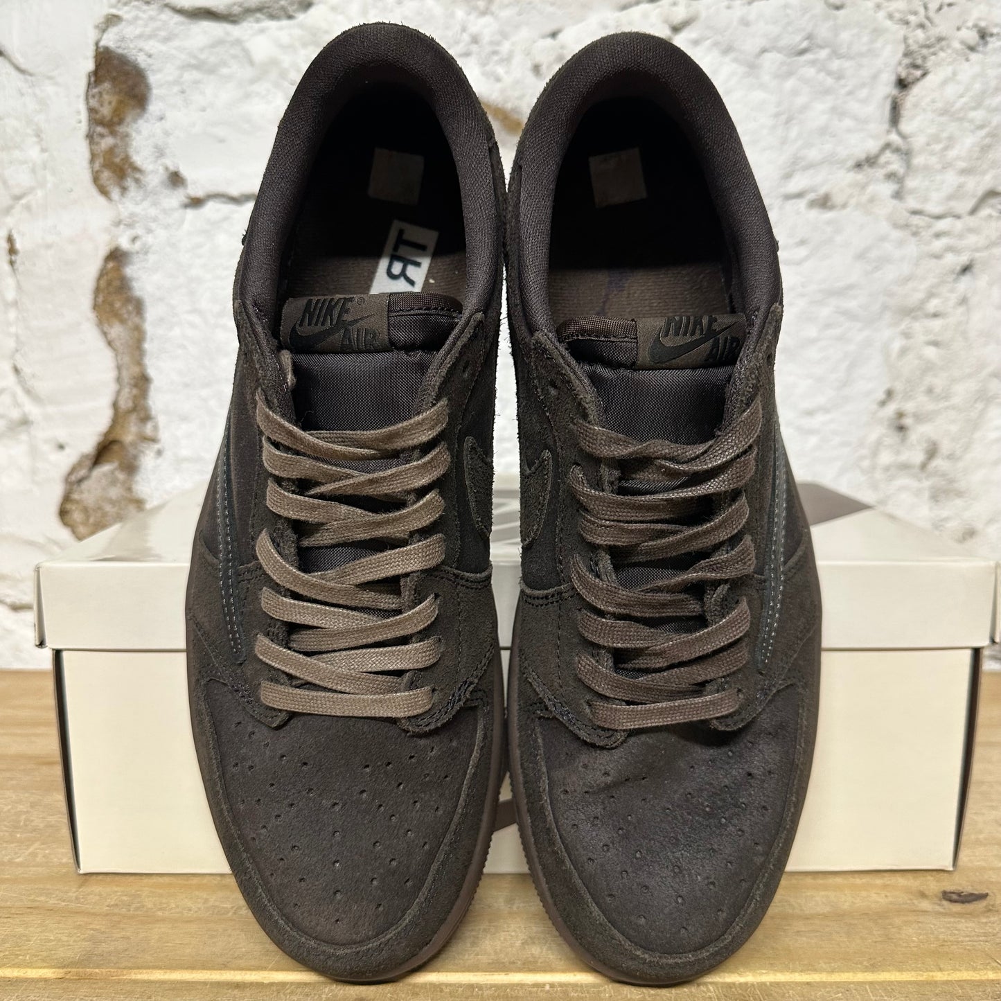 Air Jordan 1 Low Travis Scott Velvet Brown Sz 9.5