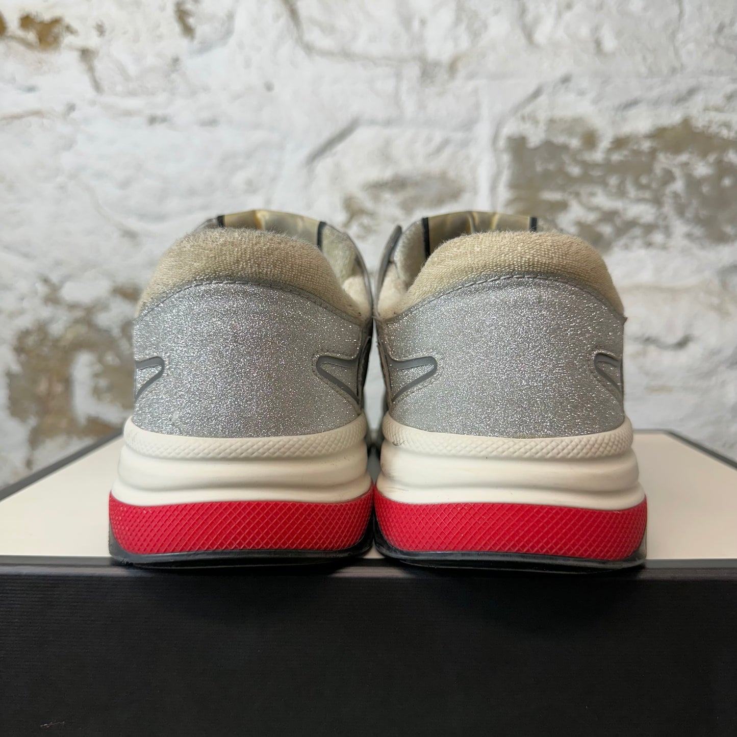 Gucci Ultrapace Silver Cream Sneaker Sz 7.5