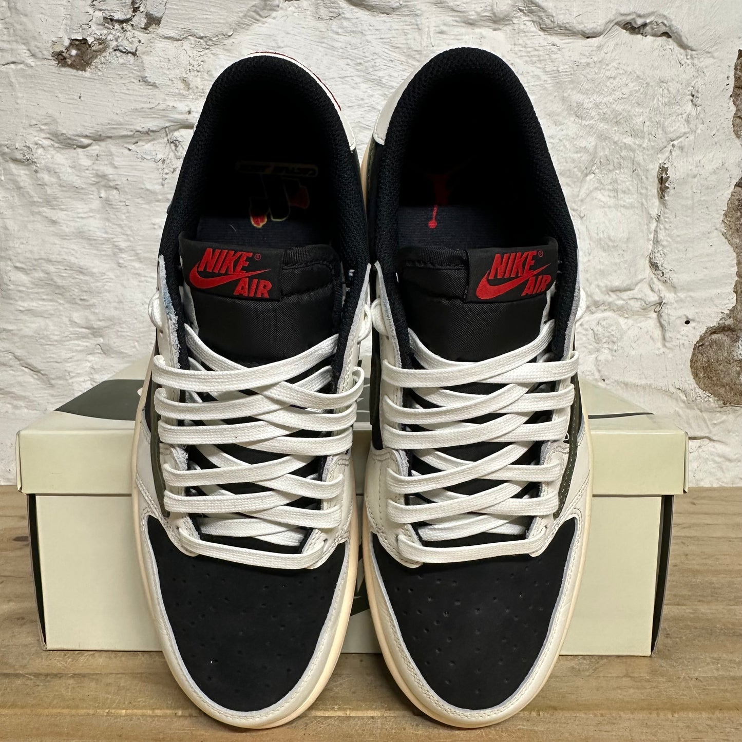 Air Jordan 1 Low Travis Scott Olive Sz 8 (9.5W)