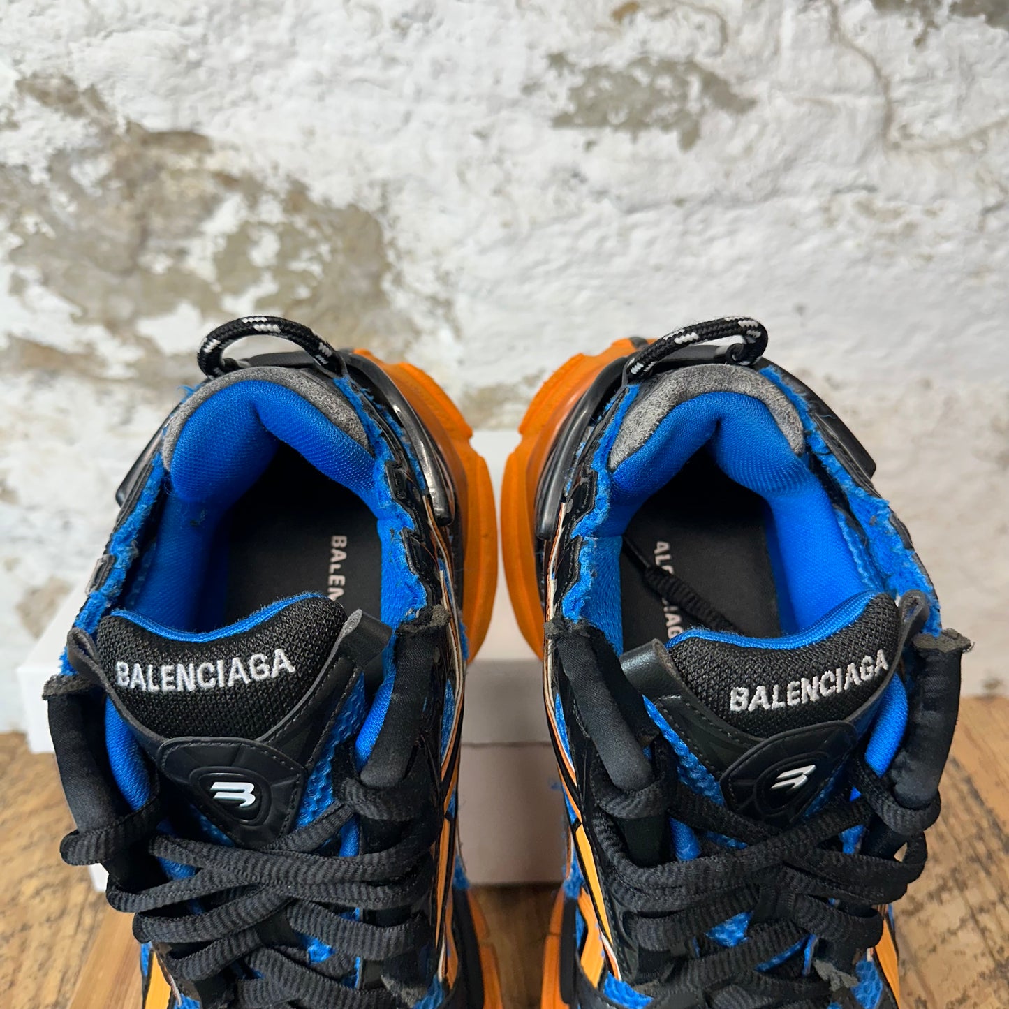 Balenciaga Runner Black Orange Blue Sneaker Sz 9 (42)