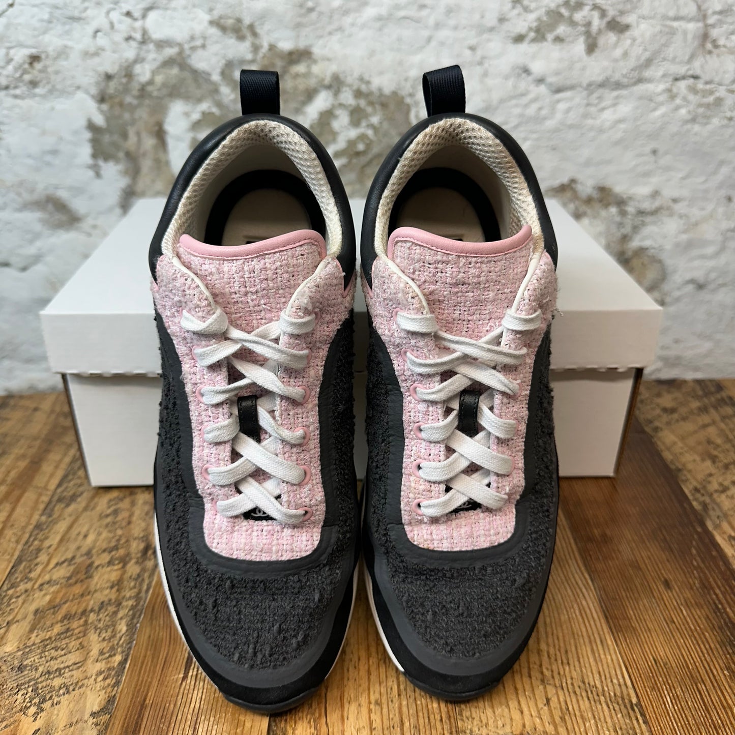 Chanel Pink Gray Tweed CC Trainer Sz 6.5 (39.5)