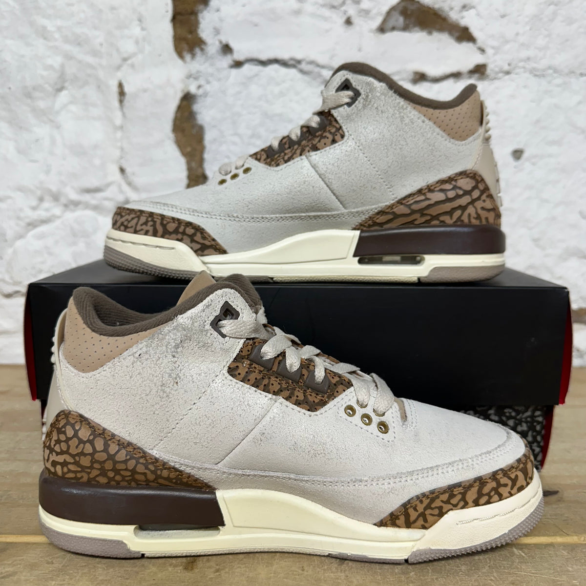 Air Jordan 3 Palomino Sz 4.5Y