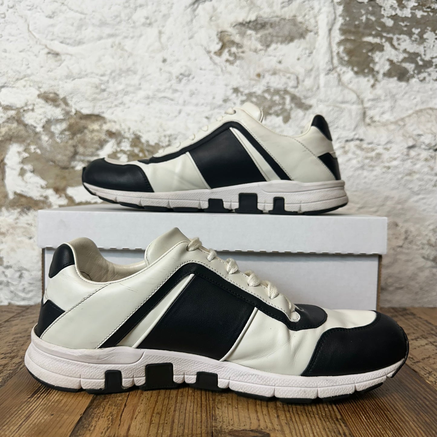 Gucci INterlocking GG Black White Sneaker Sz 8