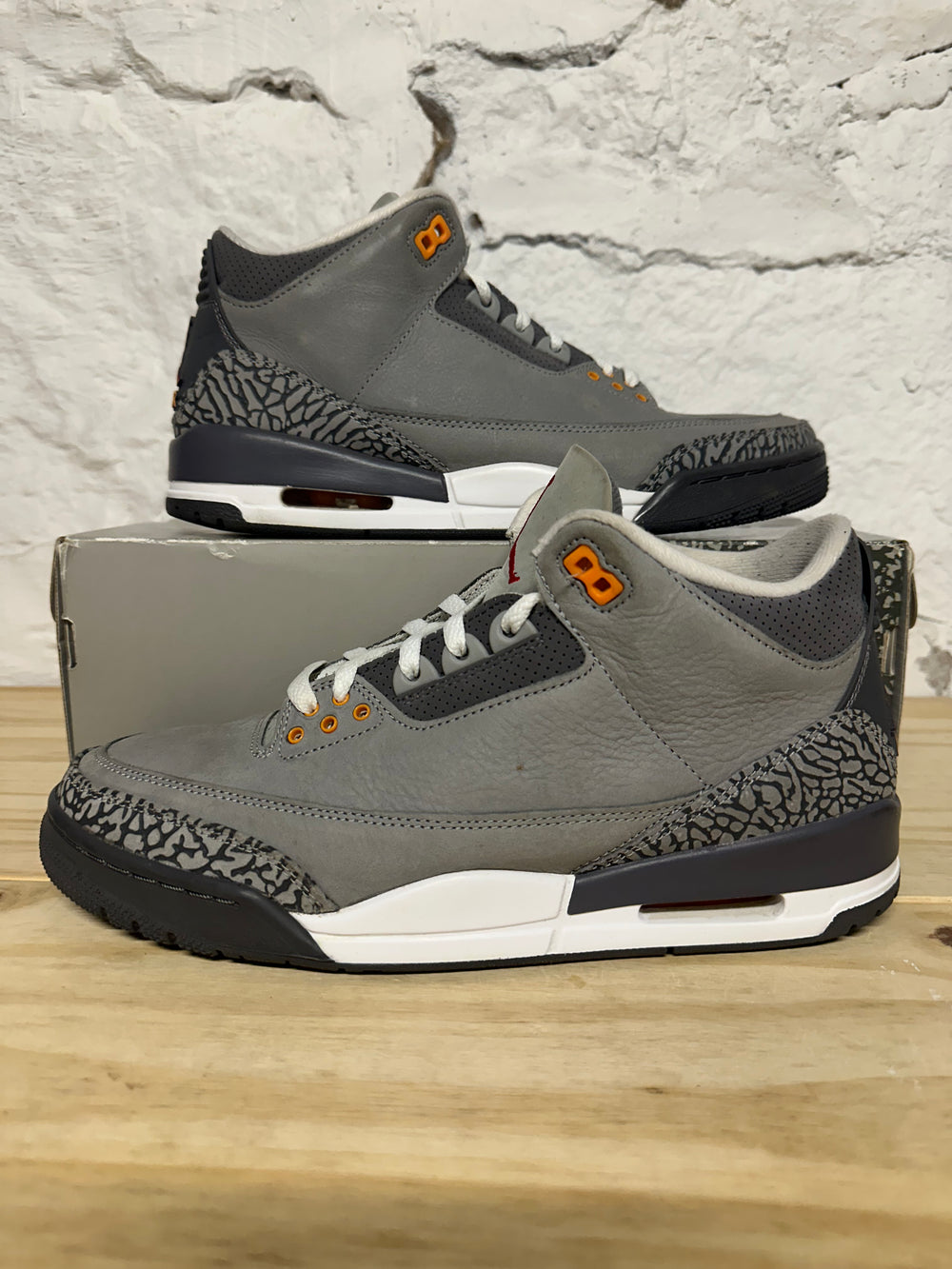 Air Jordan 3 Cool Grey Sz 10