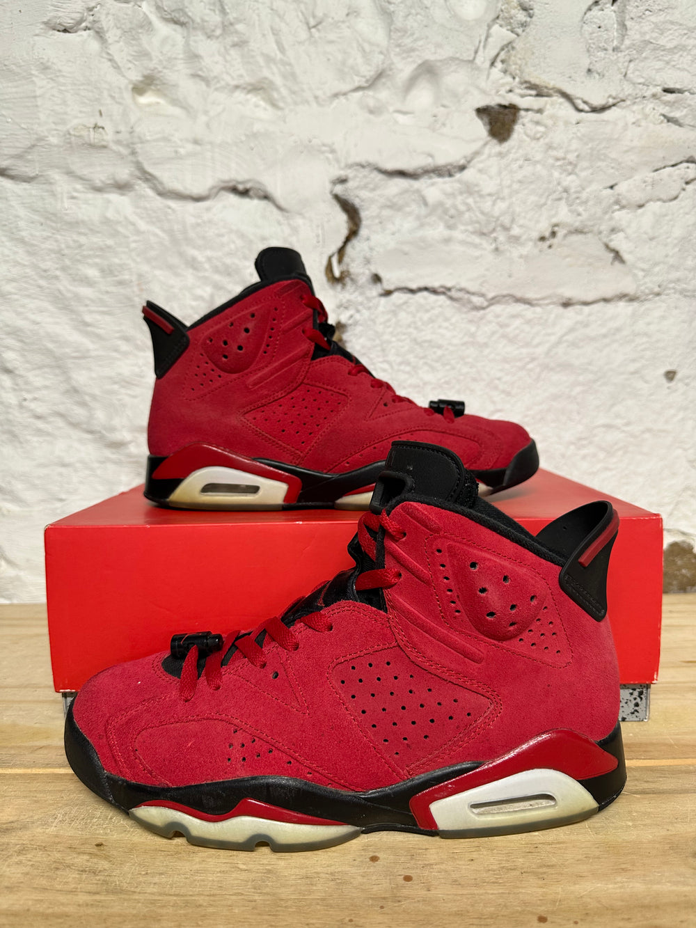 Air Jordan 6 Toro Sz 8