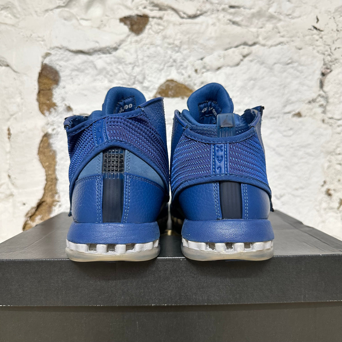 Air Jordan 16 Trophy Room French Blue Sz 9.5