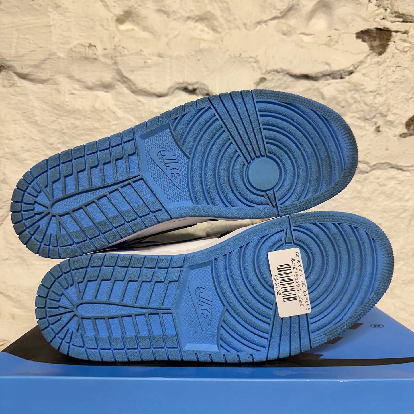 Air Jordan 1 High UNC Toe Sz 9.5