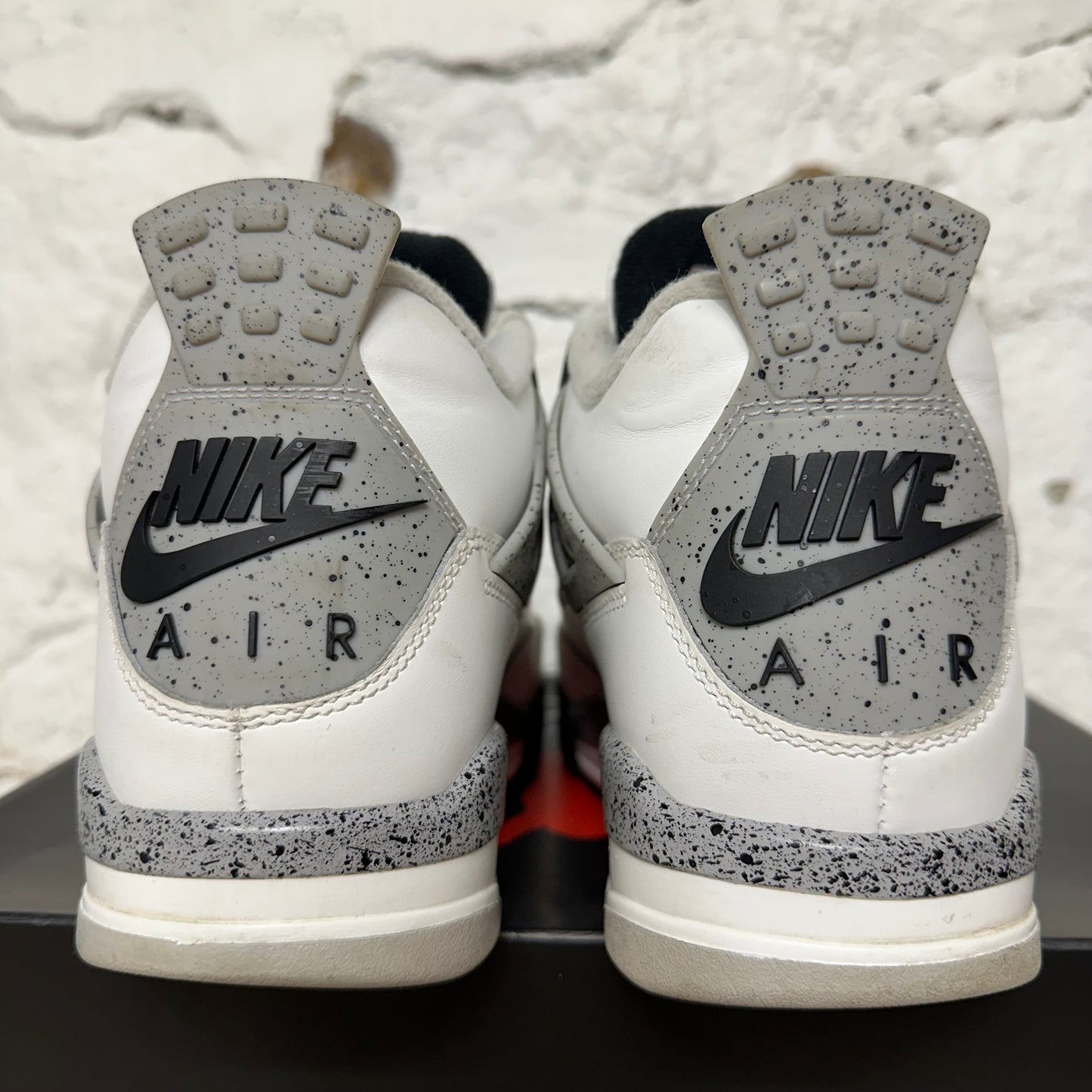 Air Jordan 4 White Cement (2025) Sz 9.5