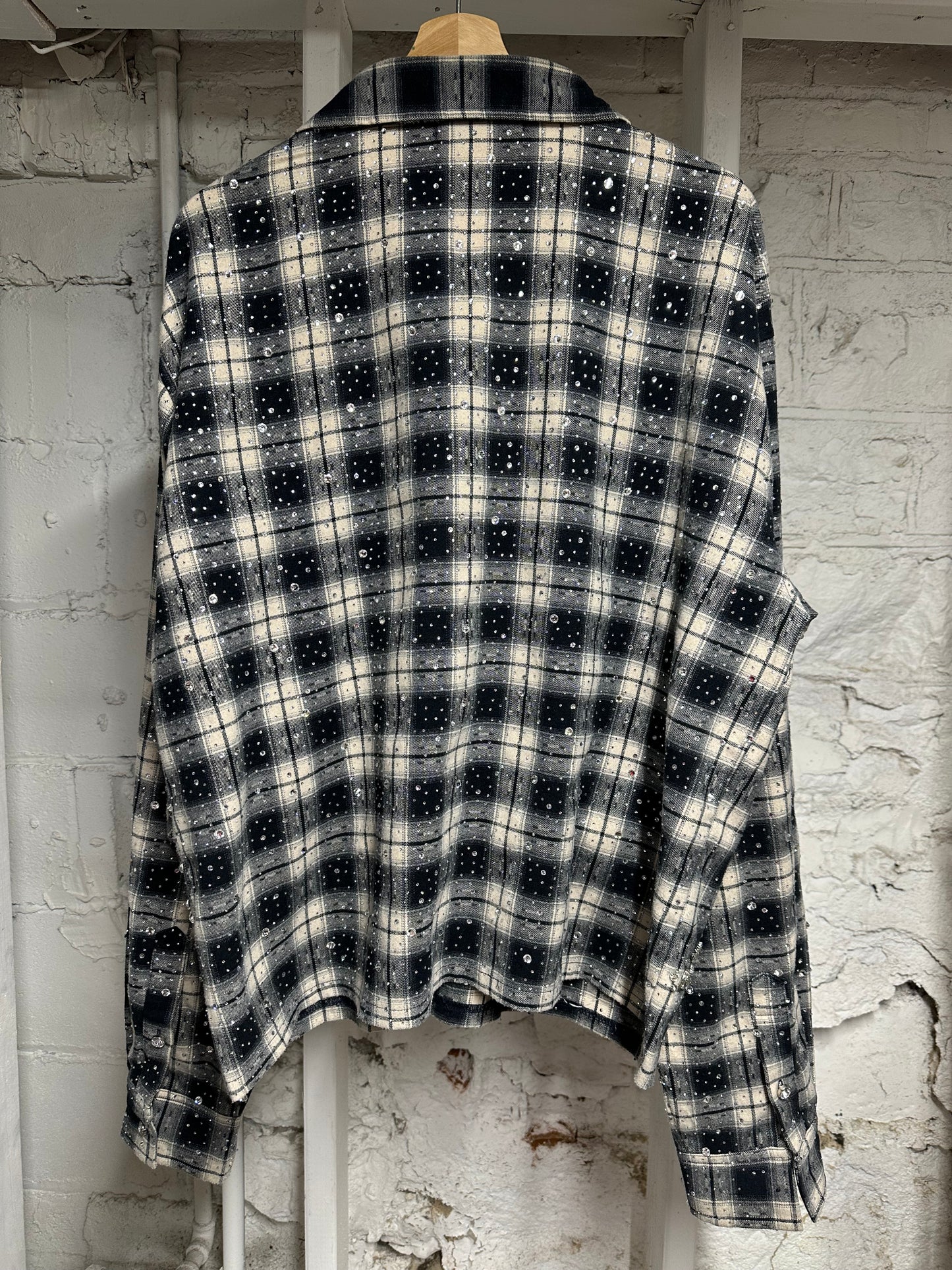 Vale Tan Black Rhinestones Flannel Sz XL