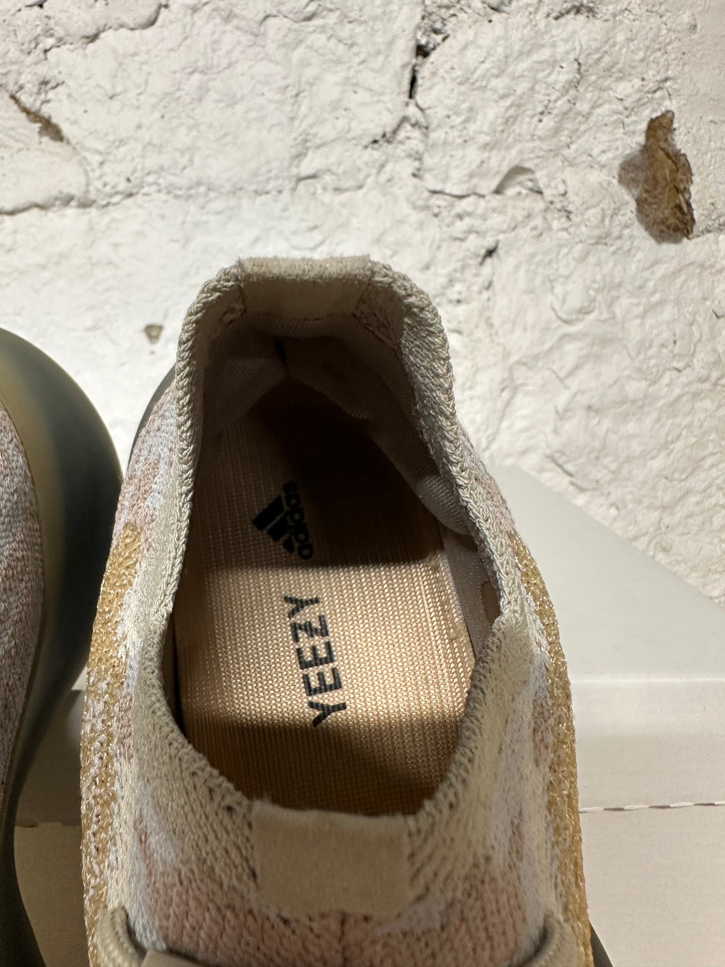 Yeezy 380 Pepper Sz 5