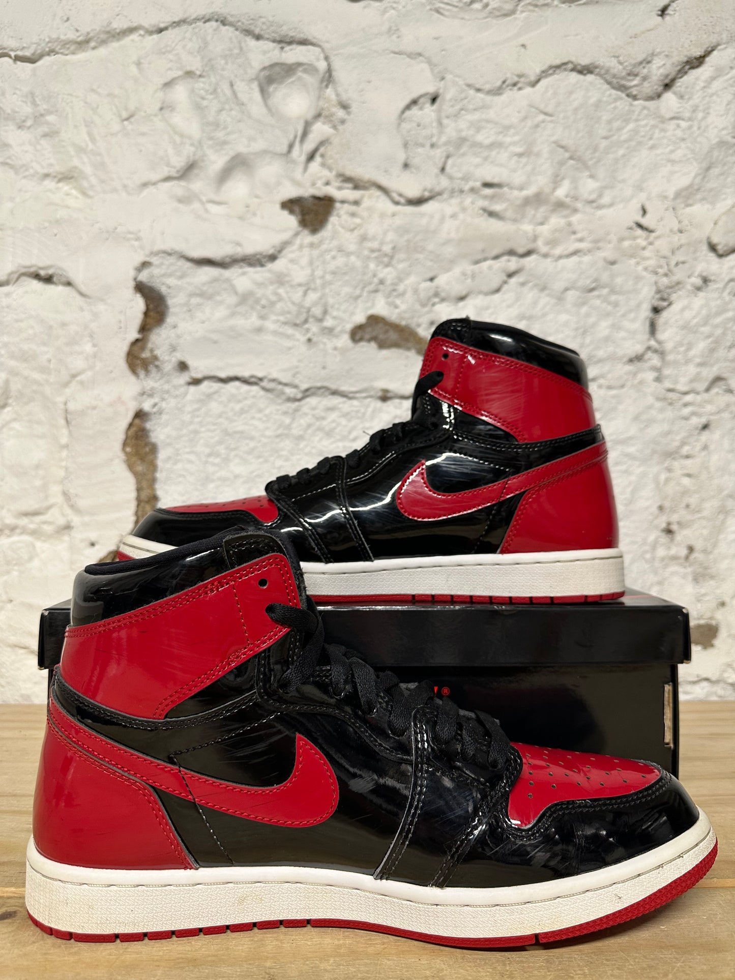 Air Jordan 1 High Patent Bred Sz 11
