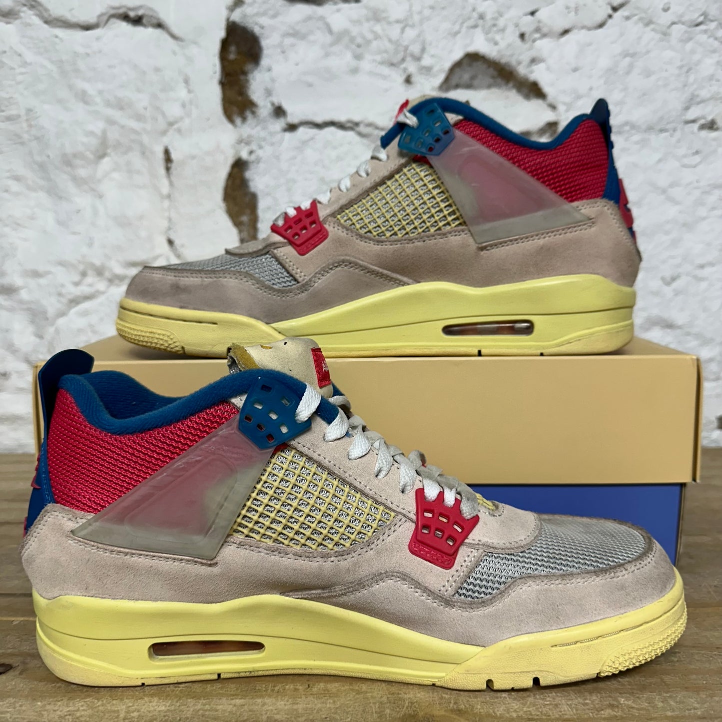 Air Jordan 4 Union Guava Ice Sz 10.5