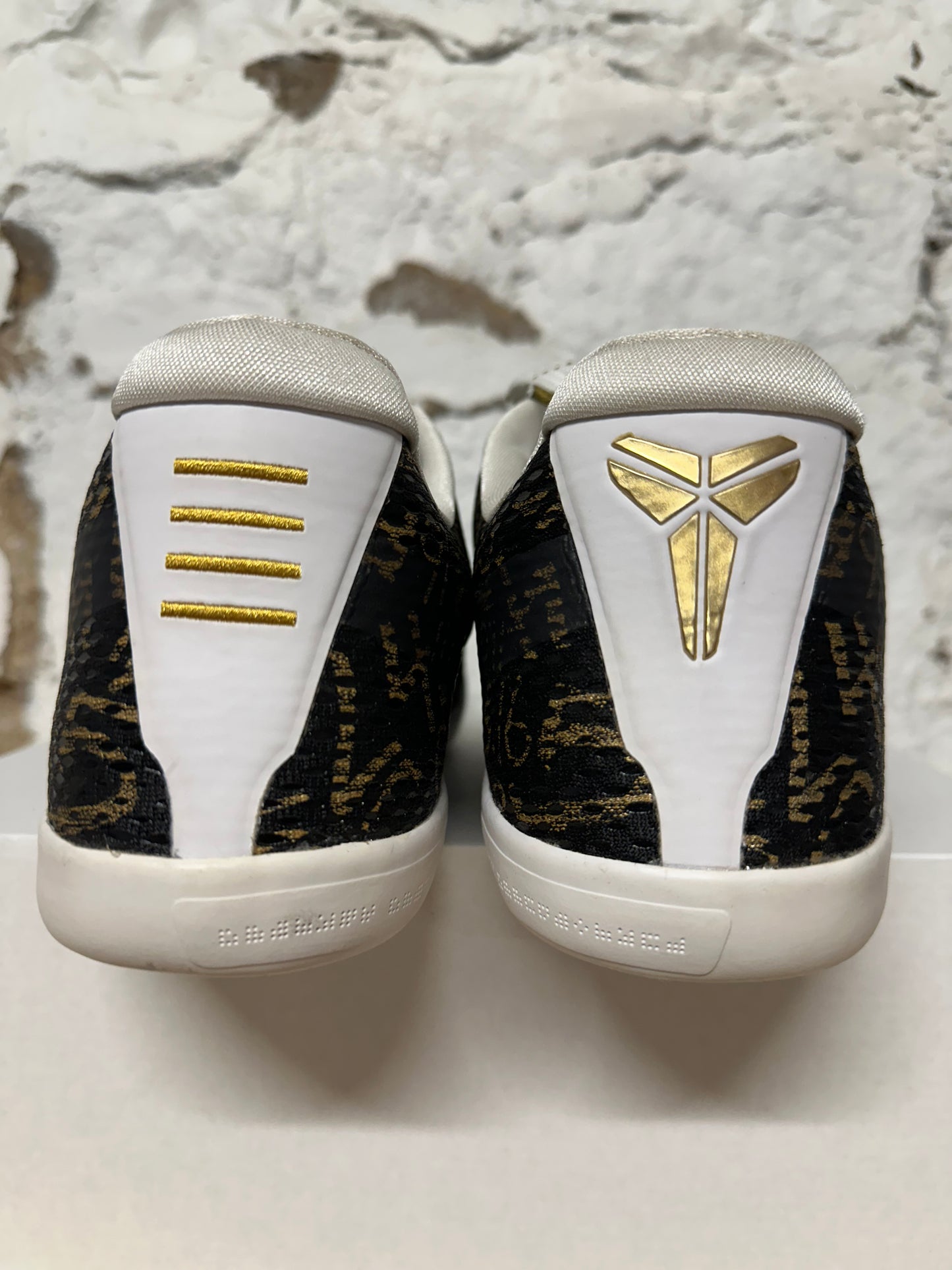 Nike Kobe 11 Elite Low ID Mamba Day Sz 14