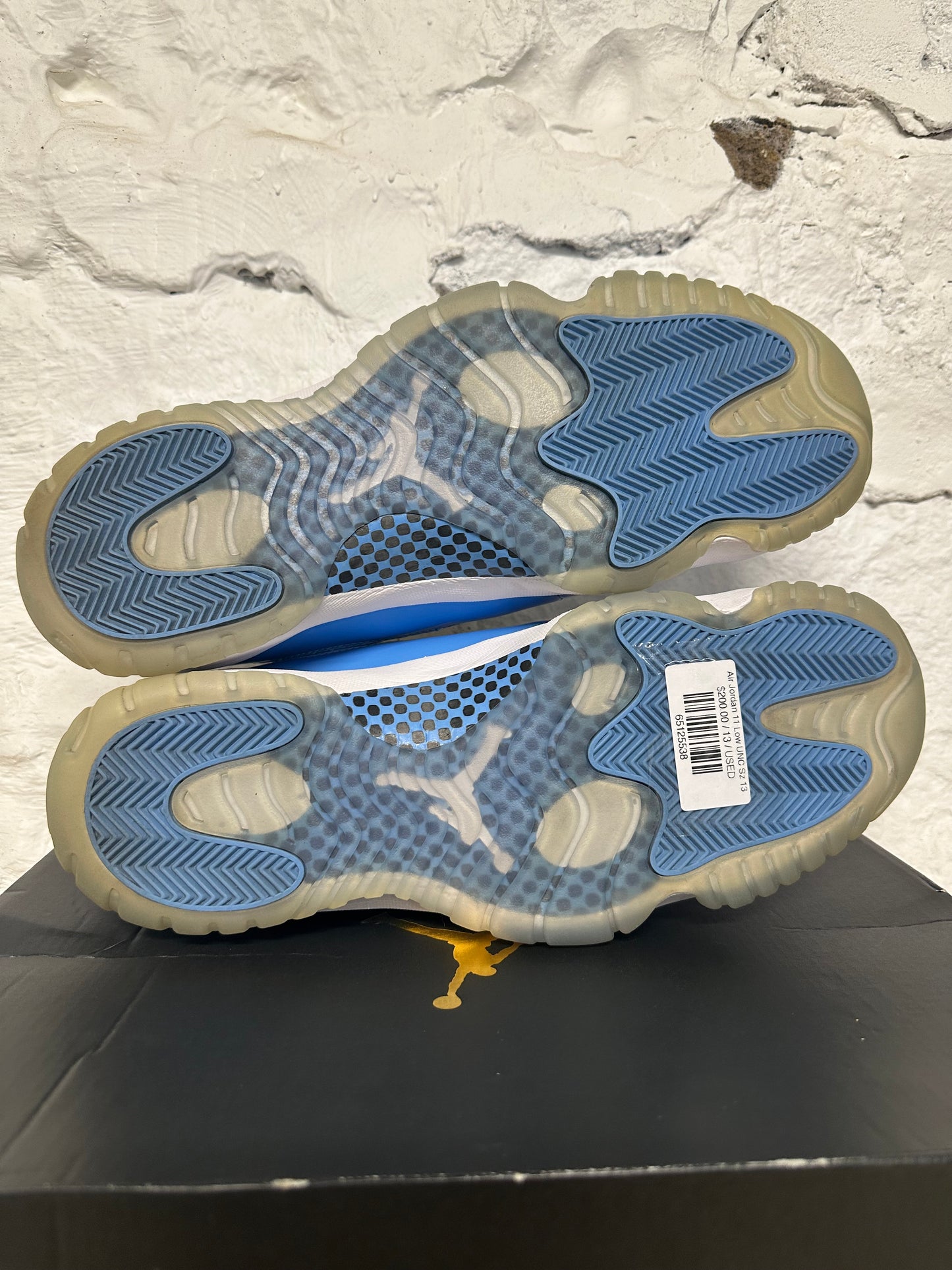 Air Jordan 11 Low UNC Sz 13