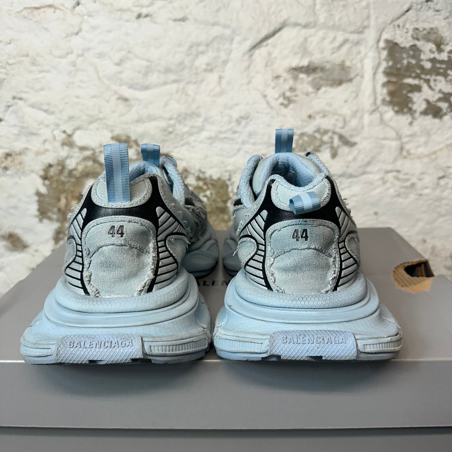 Balenciaga 3XL Runner Worn Out Blue Sneaker Sz 11 (44)