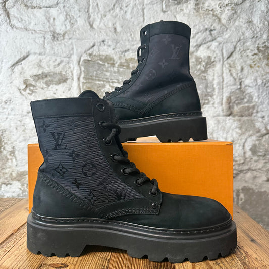 Louis Vuitton Black Monogram Ranger Ankle Boot Sz 9.5 (8LV)