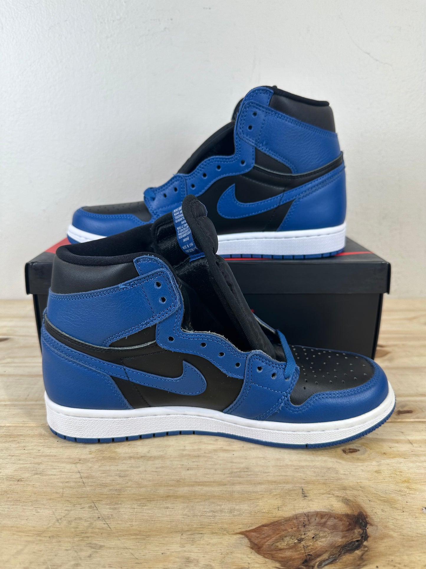 Air Jordan 1 High Dark Marina Blue Sz 8 DS