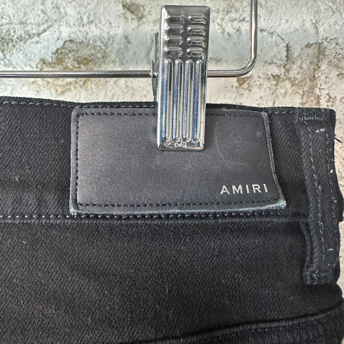 Amiri Knee Rip Black Denim Jeans Sz 31