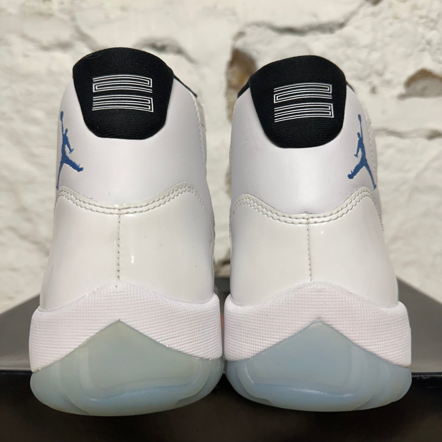 Air Jordan 11 High Legend Blue (2024) Sz 9.5