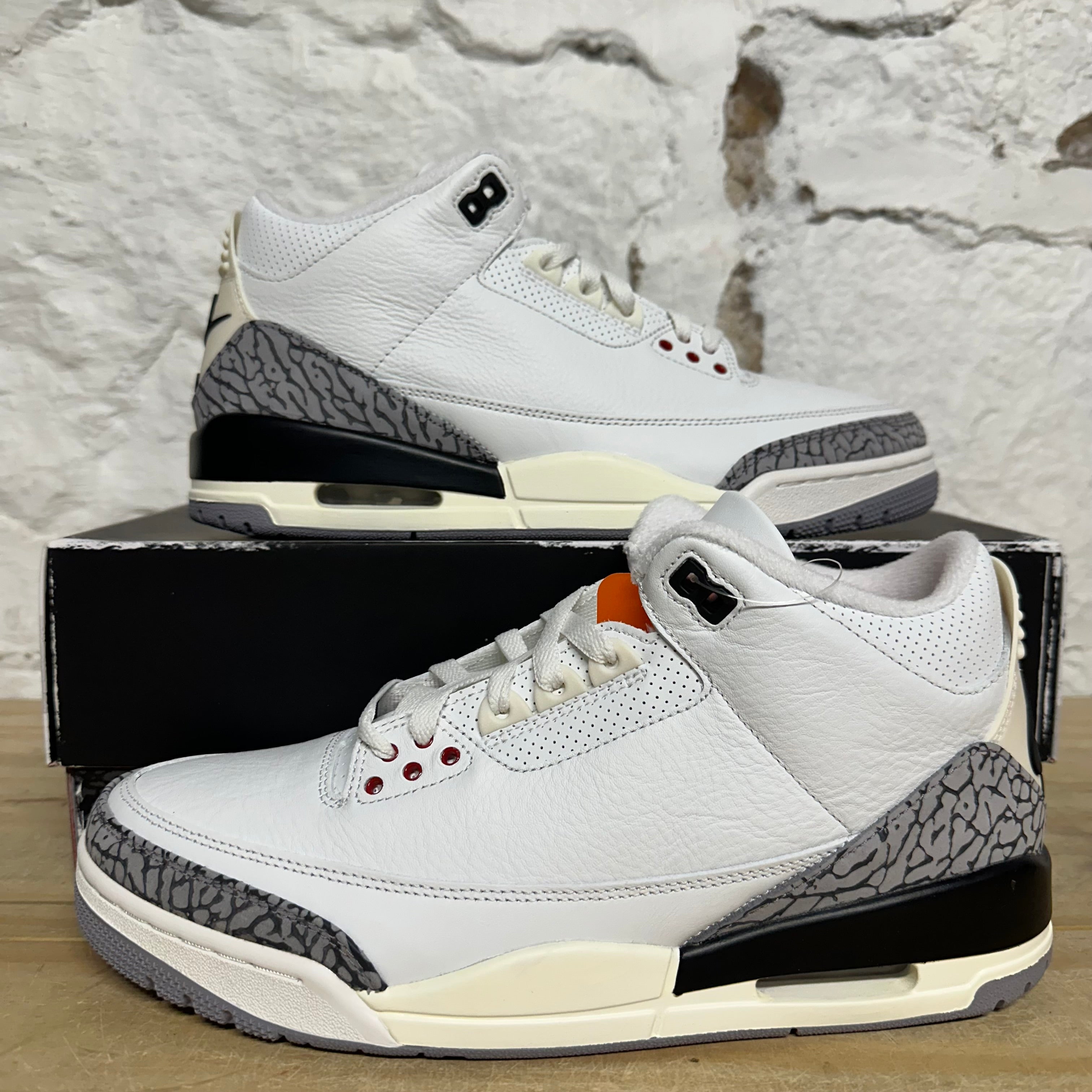 Air Jordan 3 White Cement Reimagined Sz 10.5 DS