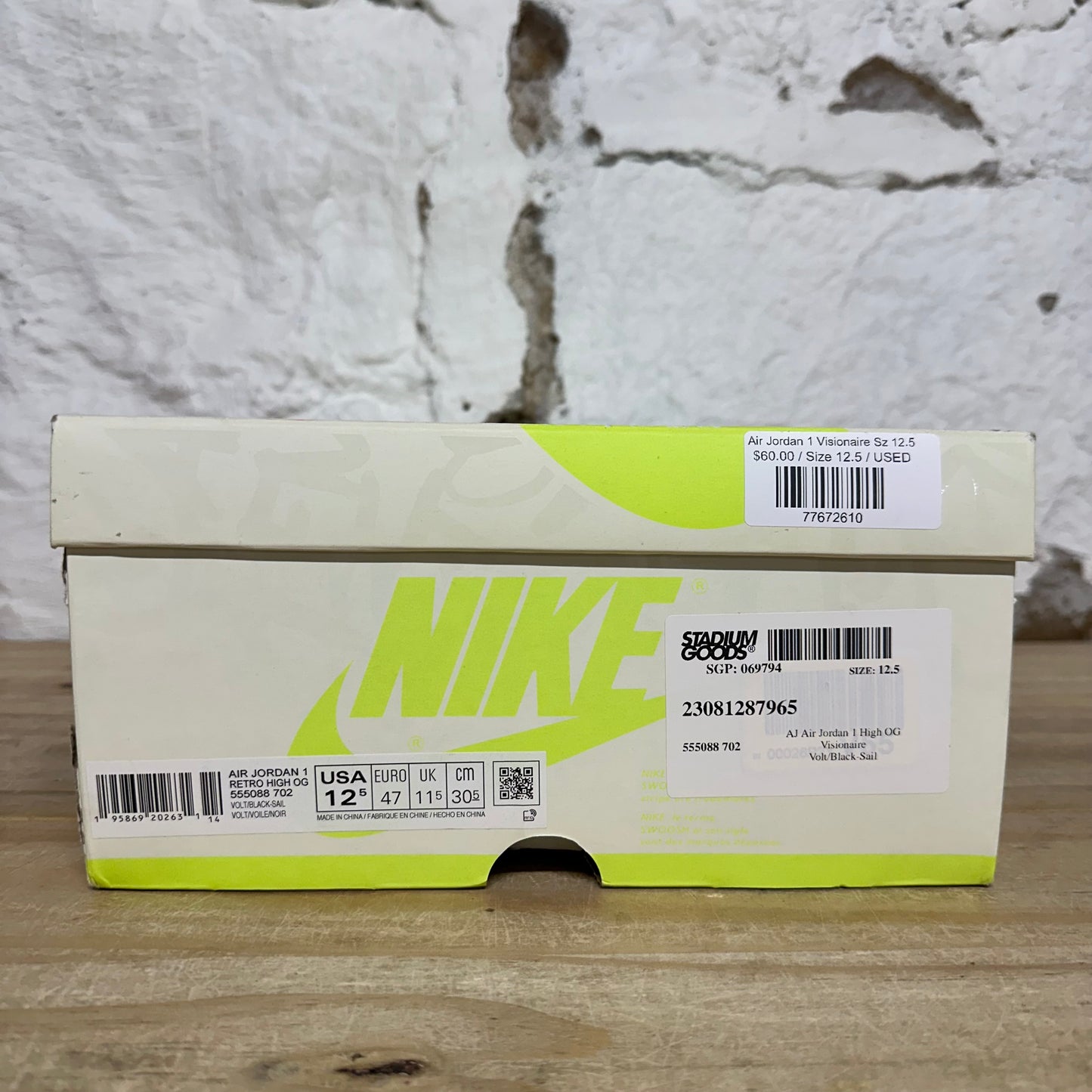 Air Jordan 1 High Visionaire Sz 12.5