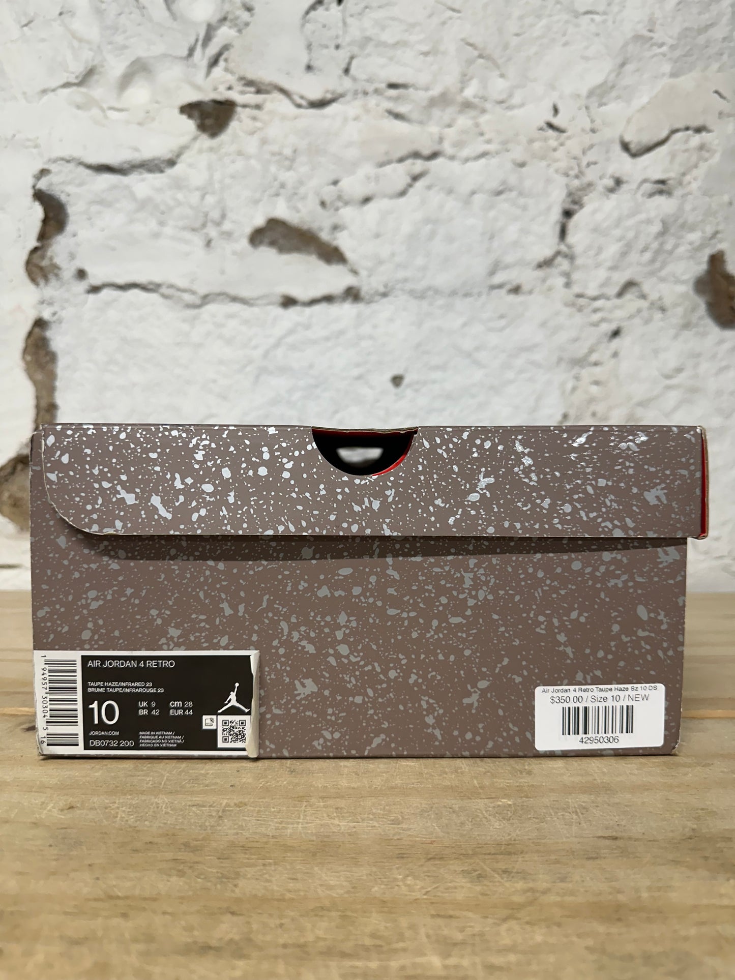 Air Jordan 4 Retro Taupe Haze Sz 10 DS
