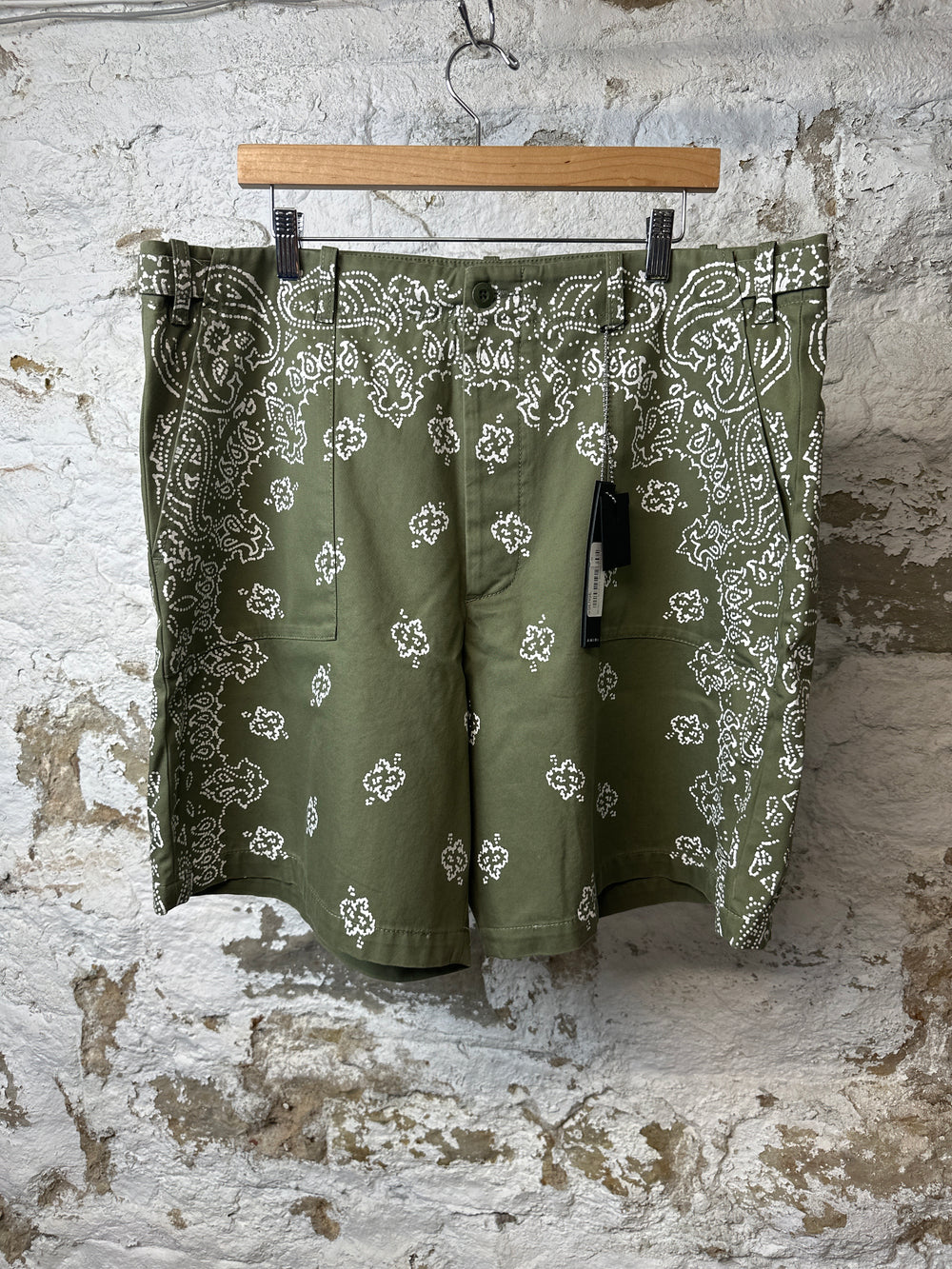 Amiri Green Paisley Cargo Shorts Sz 40 (56) DS