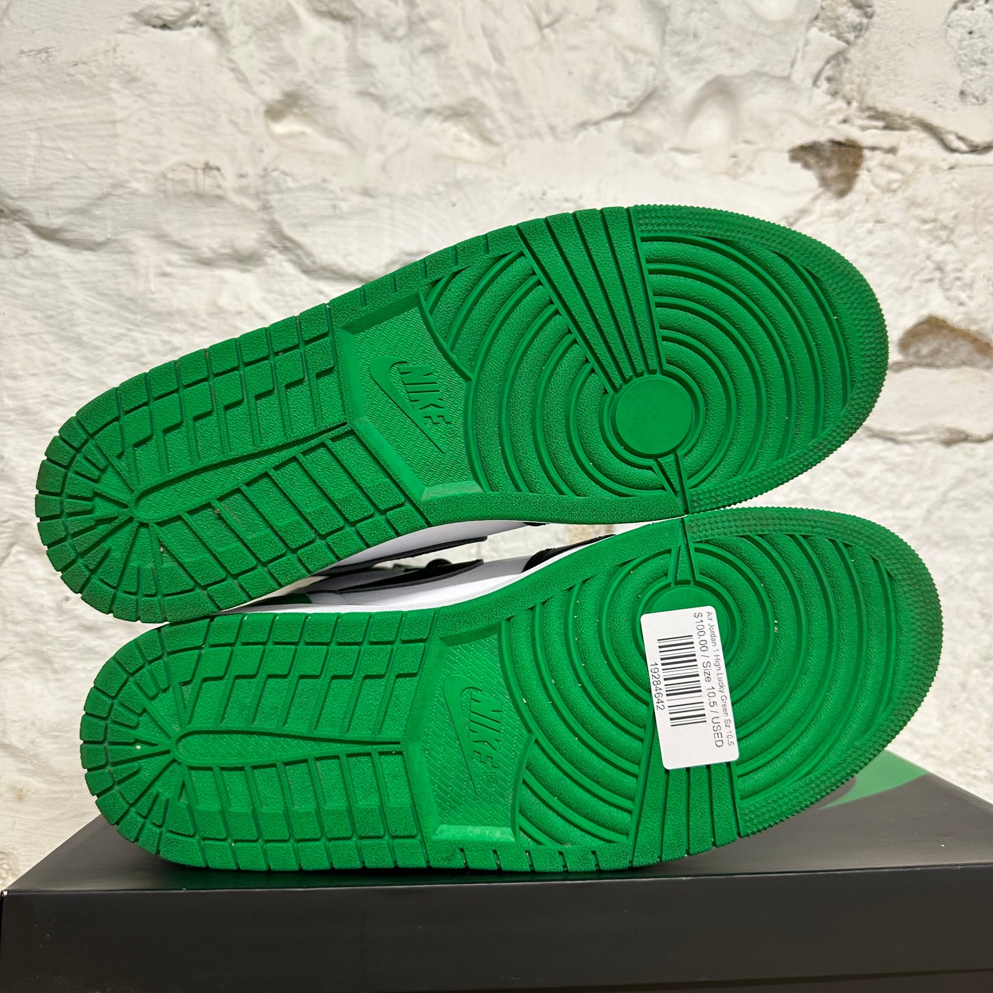 Air Jordan 1 High Lucky Green Sz 10.5
