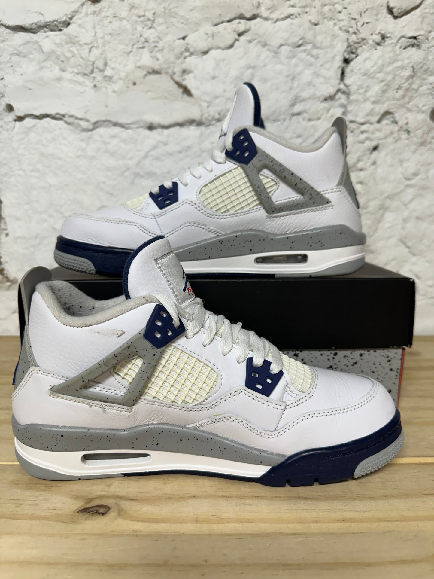Air Jordan 4 Midnight Navy Sz 7Y