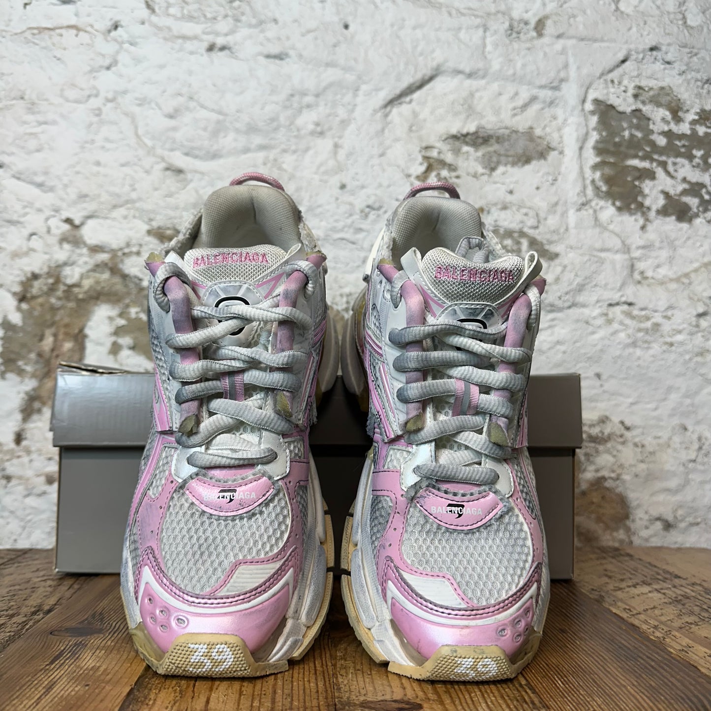 Balenciaga Runner Pink White Grey Sneaker Sz 6.5 (39)