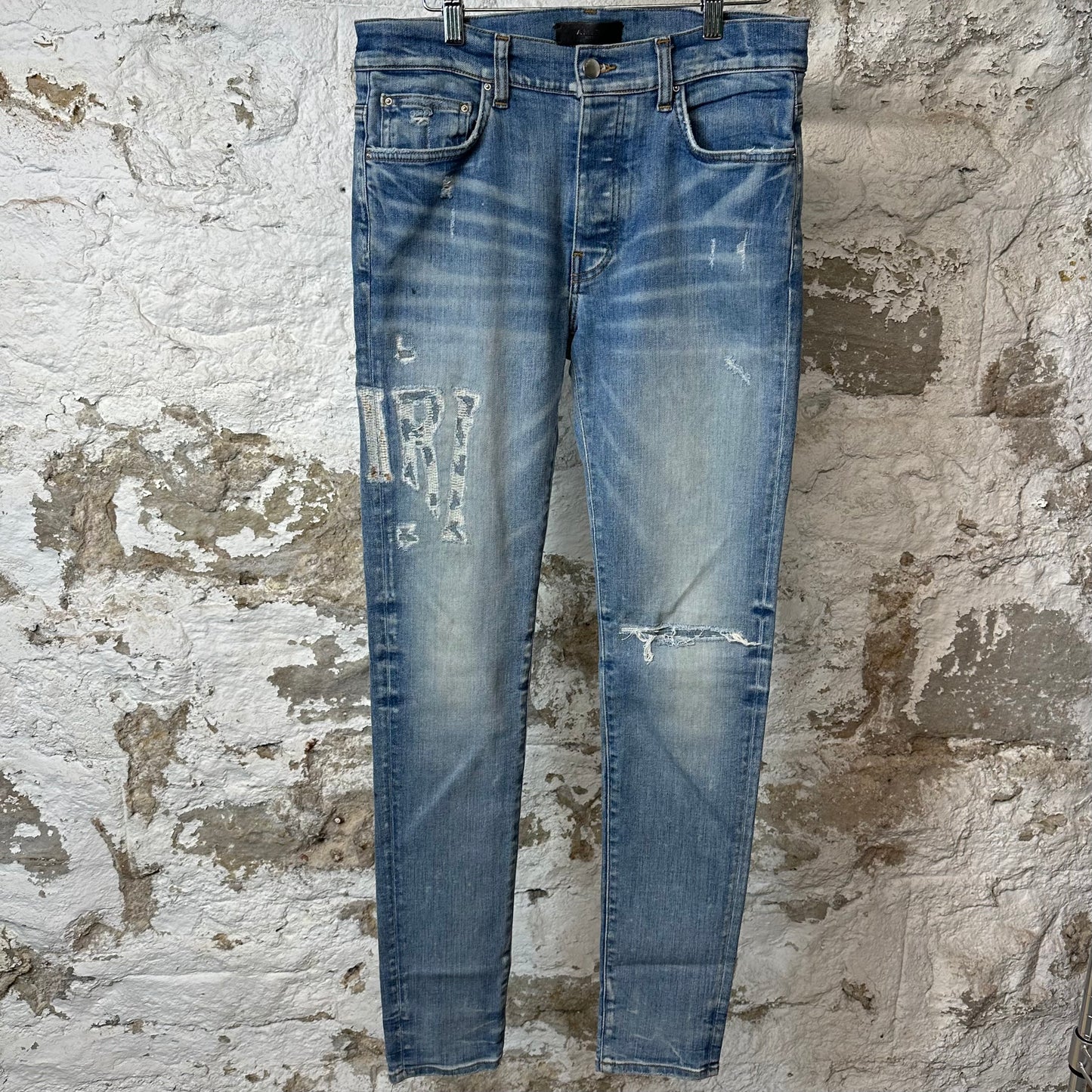 Amiri Distressed Logo Blue Denim Jeans Sz 31