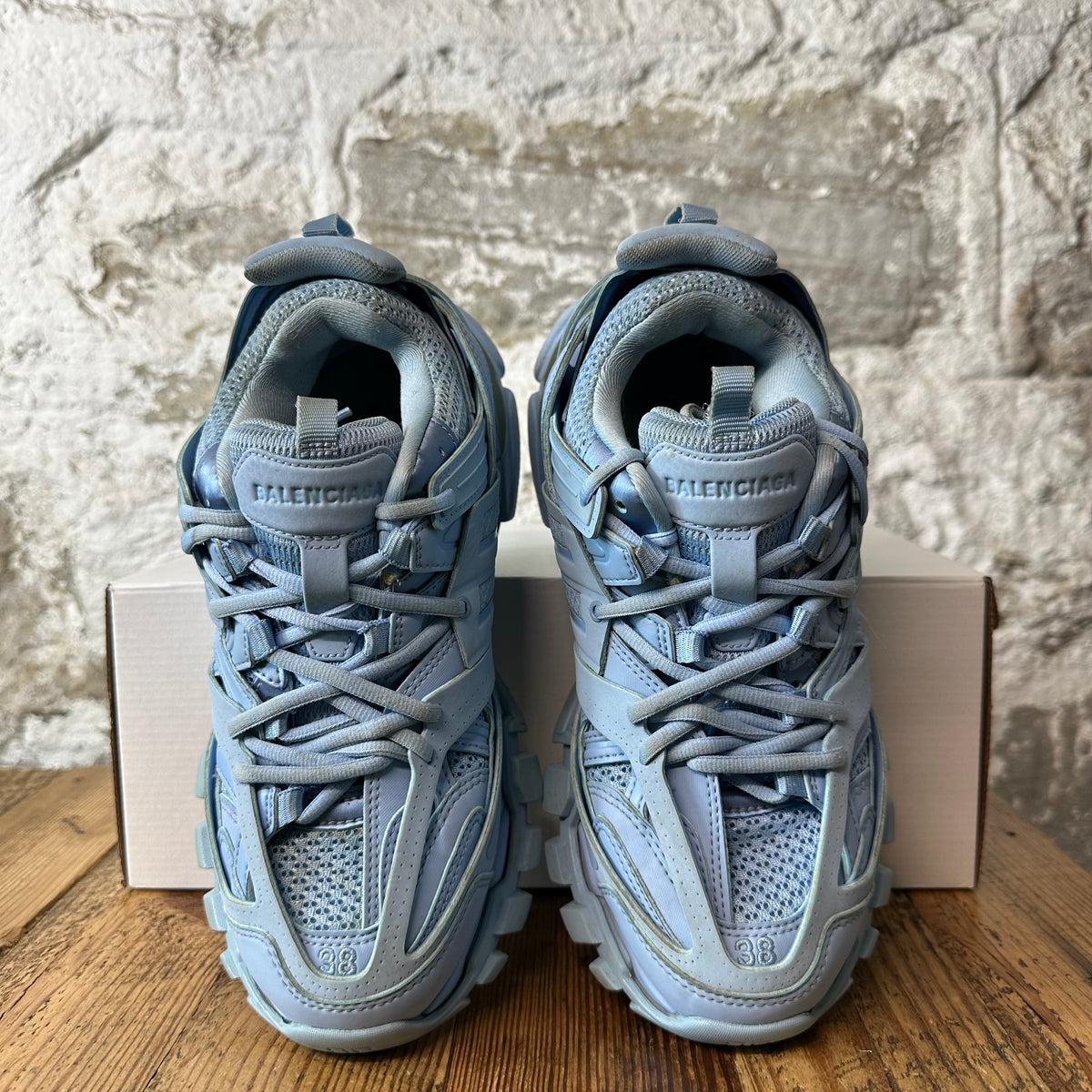 Balenciaga Track Runner Sky Blue Sneaker Sz 6 (38)