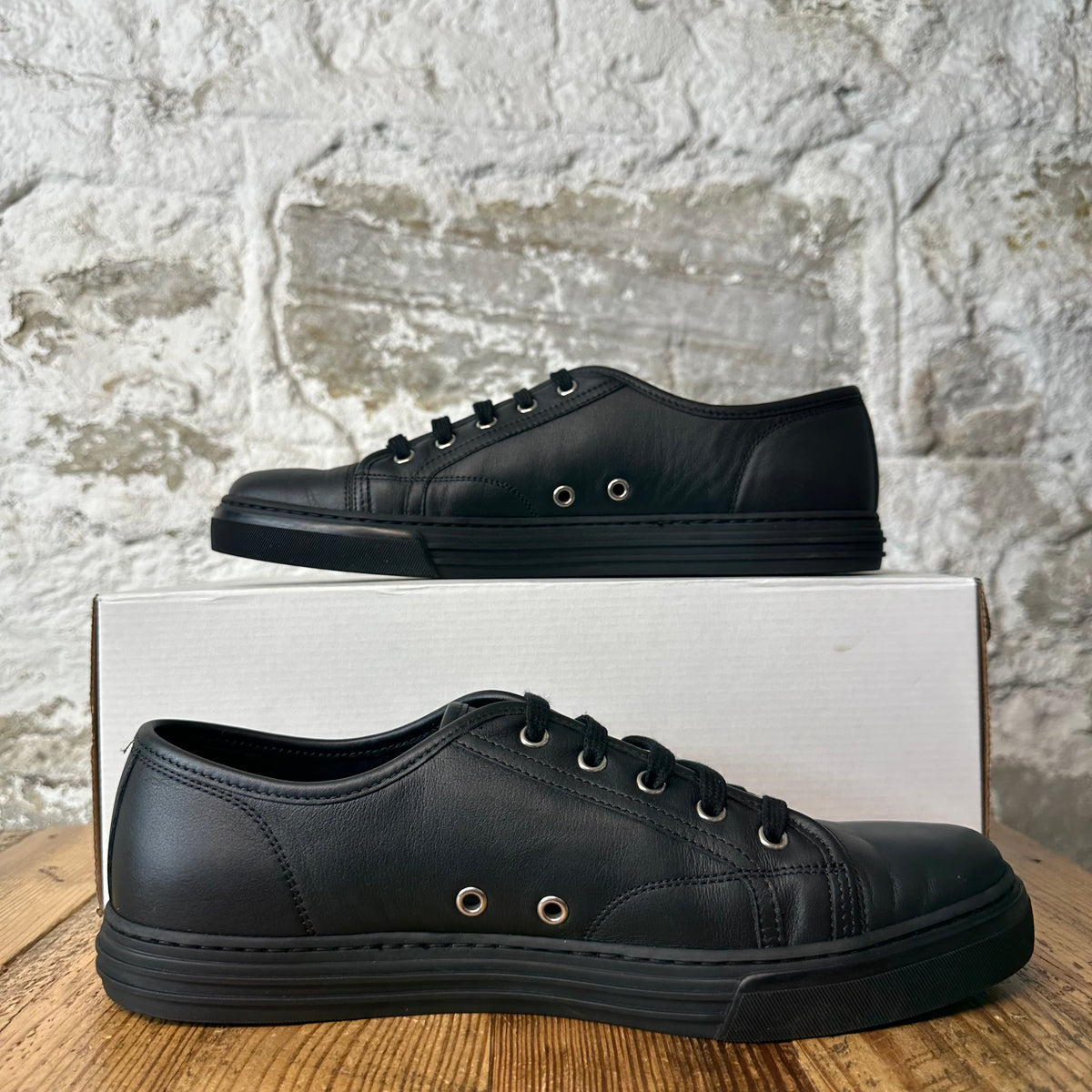 Gucci Black Leather Sneaker Sz 9.5
