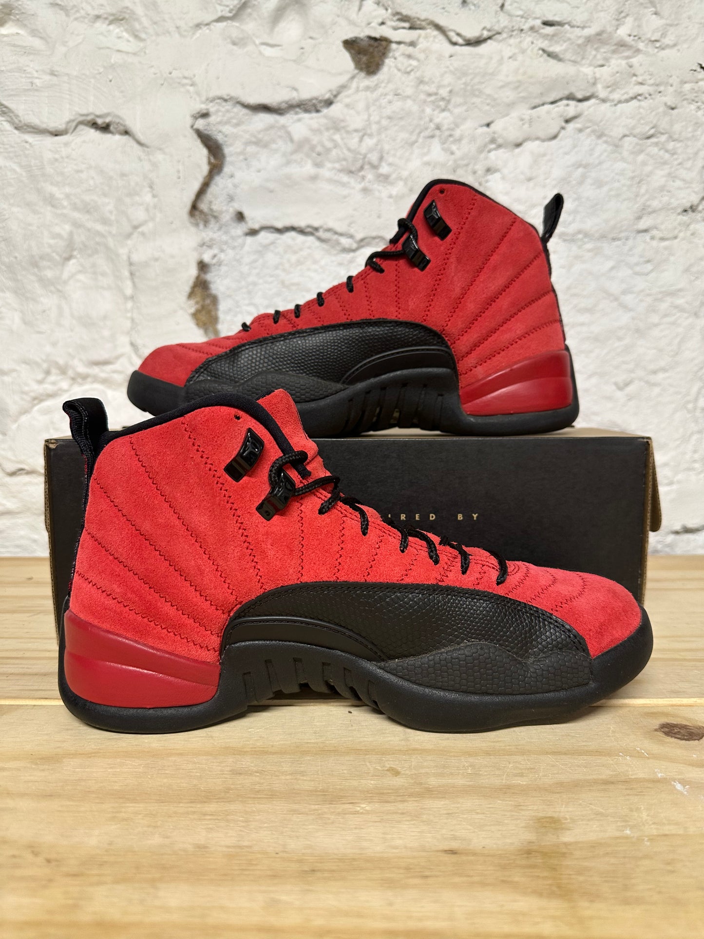 Air Jordan 12 Reverse Flu Game Sz 8