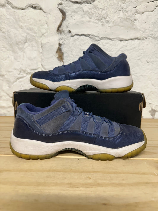 Air Jordan 11 Low Blue Moon Sz 6Y