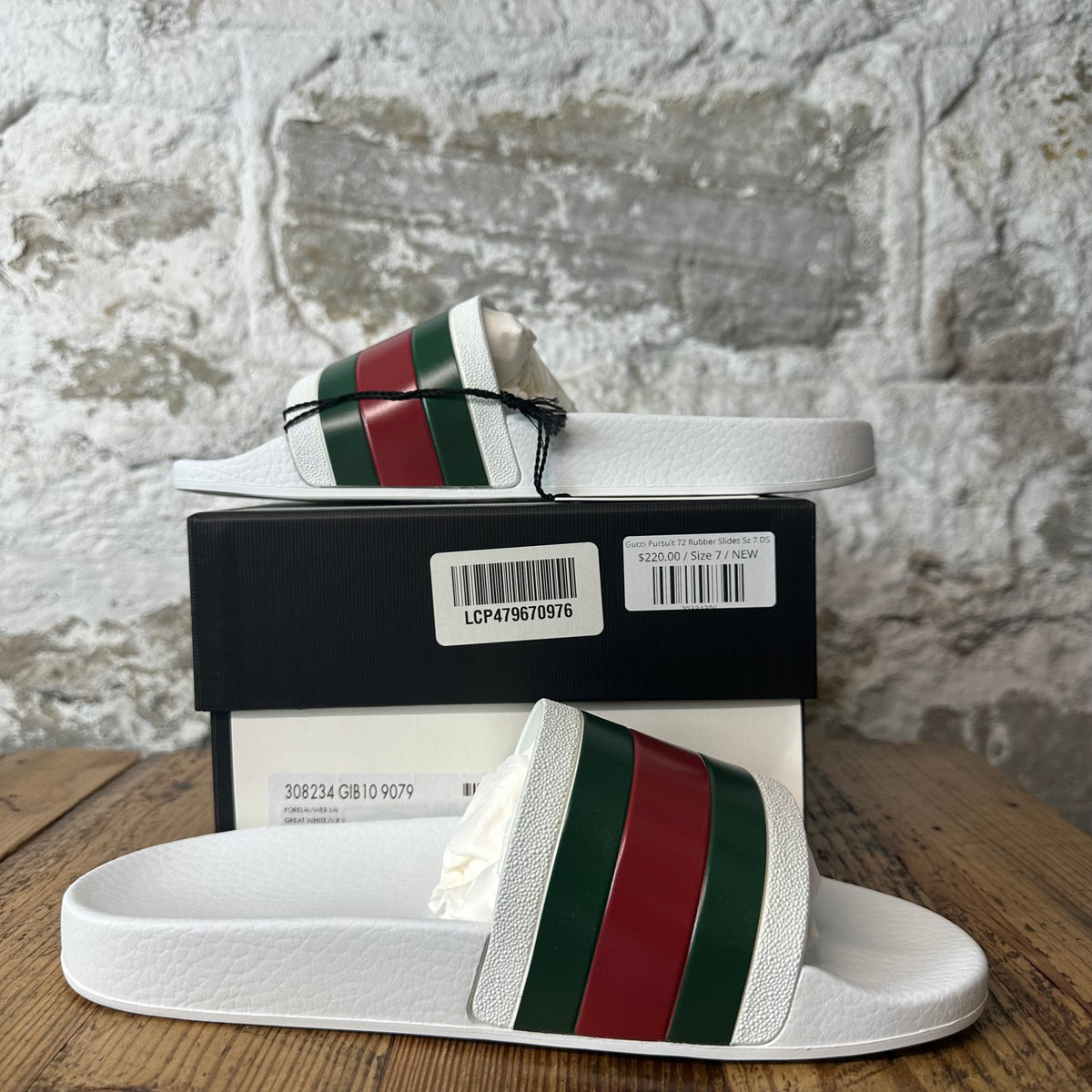 Gucci Pursuit 72 Rubber Slides Sz 7 DS