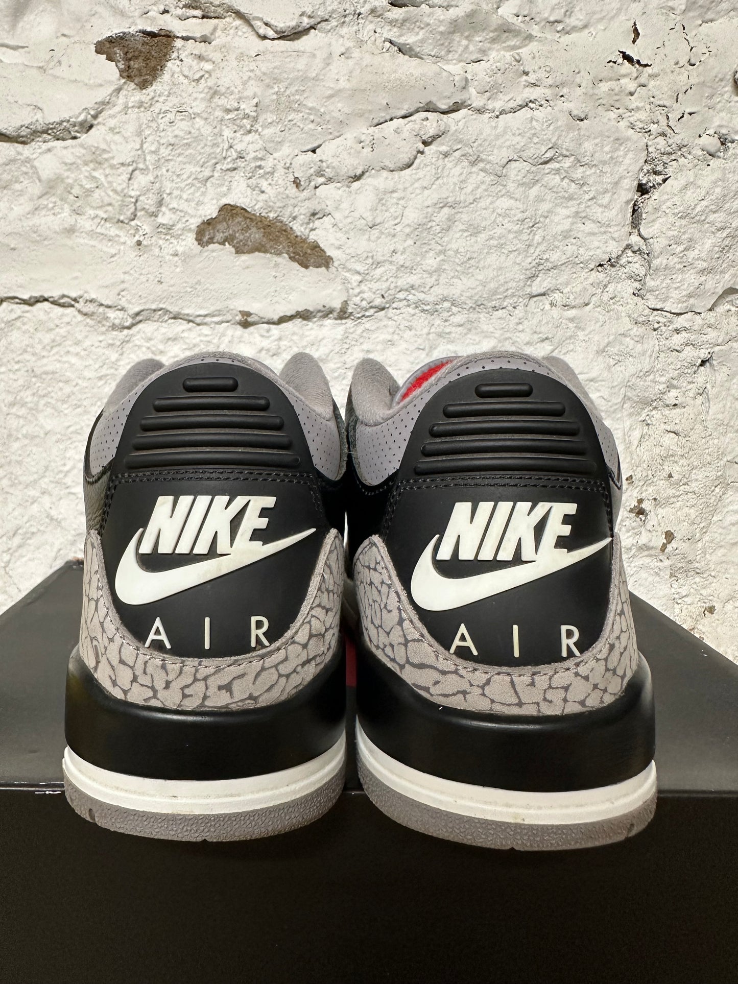 Air Jordan 3 Black Cement (2025) Sz 9.5