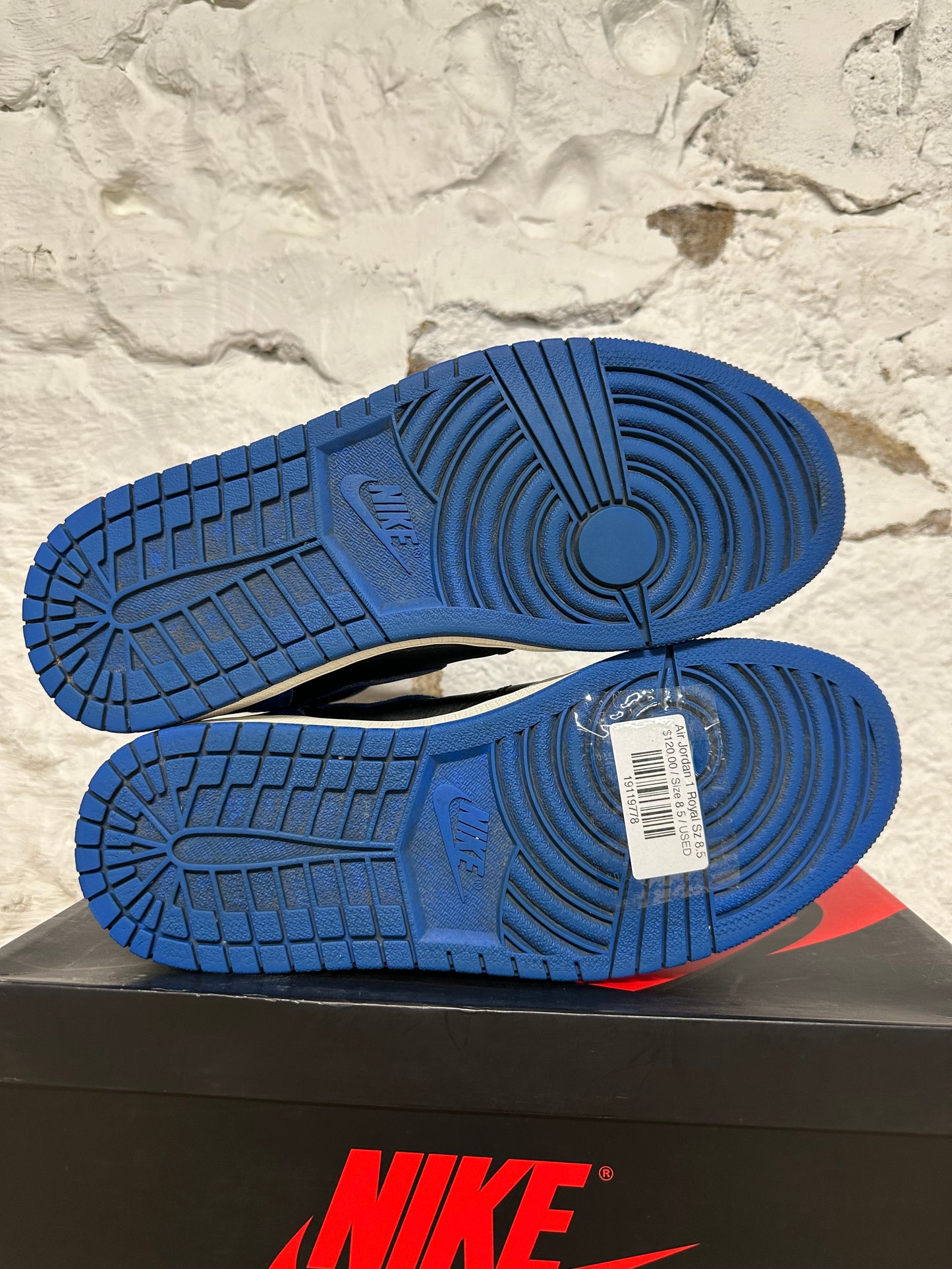 Air Jordan 1 High Royal Sz 8.5