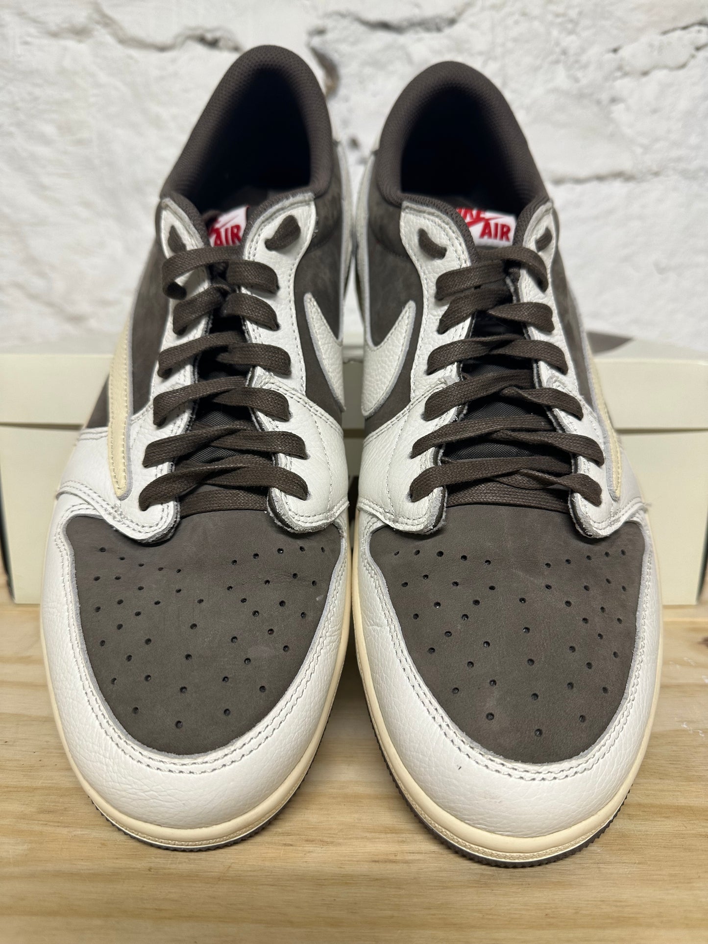 Air Jordan 1 Low Reverse Mocha Sz 14