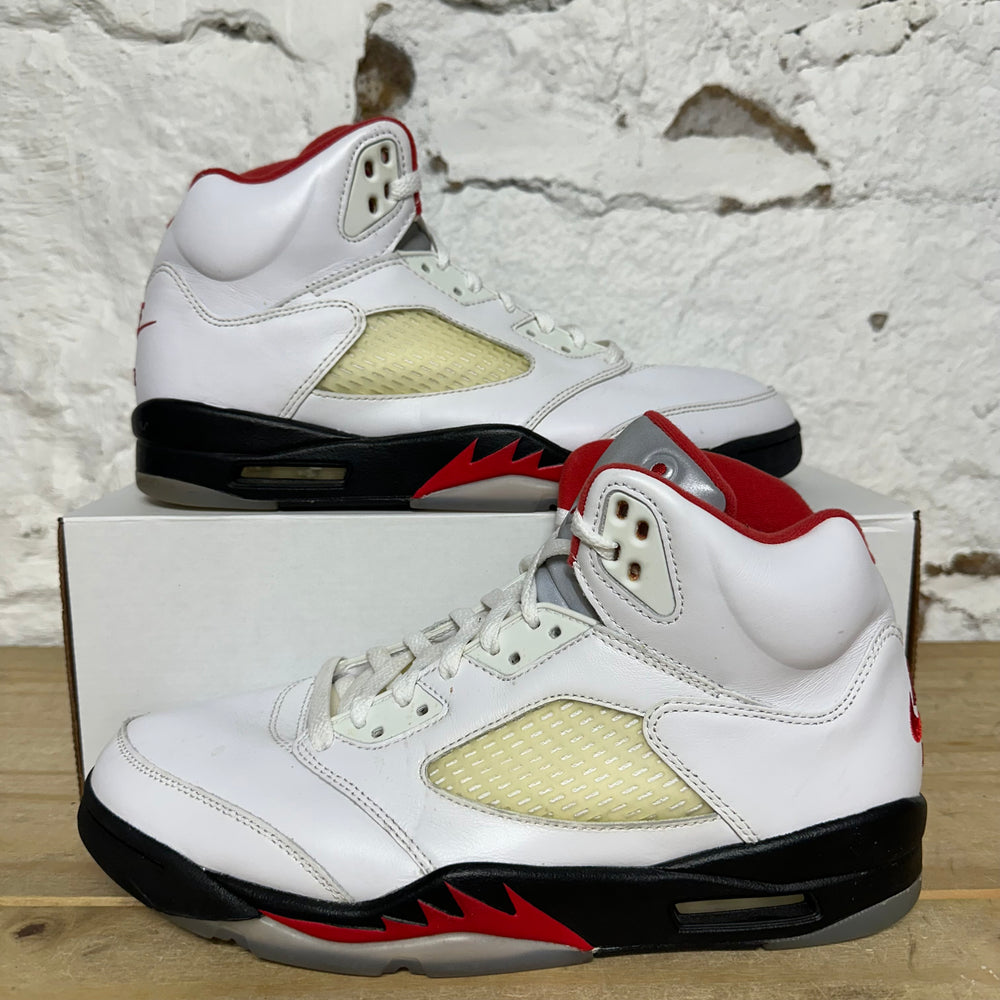 Air Jordan 5 Fire Red Silver Tongue (2020) Sz 10.5